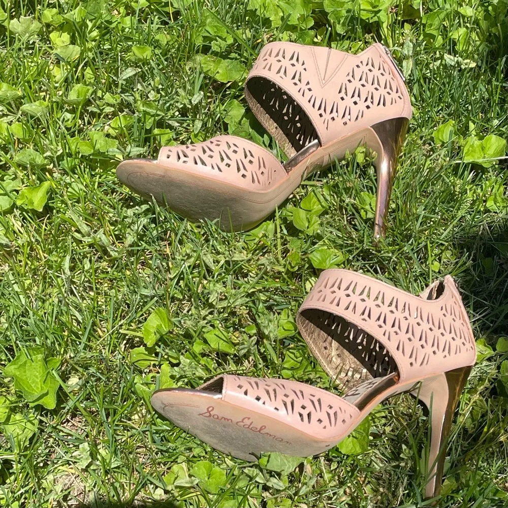 Sam Edelman Nude Pink Laser-Cut Peep-Toe Wedge Sandals